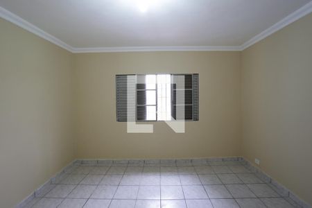 Quarto 1 de casa para alugar com 2 quartos, 100m² em Parque Císper, São Paulo