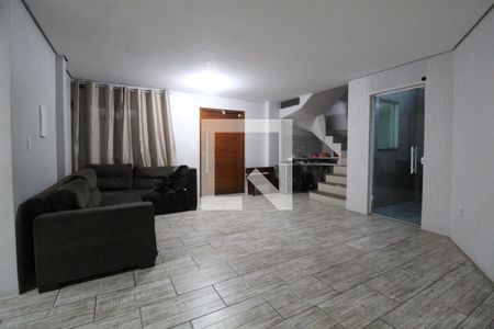 Sala de Estar de casa para alugar com 3 quartos, 200m² em Mathias Velho, Canoas