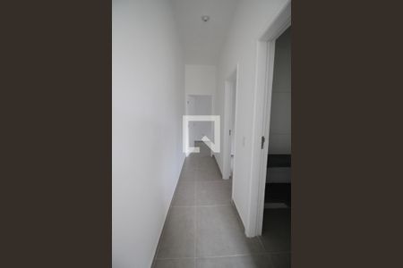 corredor acesso quartos de apartamento para alugar com 2 quartos, 47m² em Vila Isolina Mazzei, São Paulo