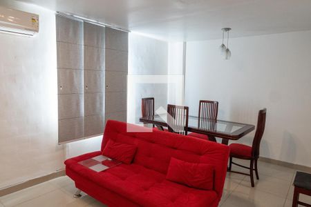Sala  de apartamento para alugar com 2 quartos, 65m² em Fátima, Niterói