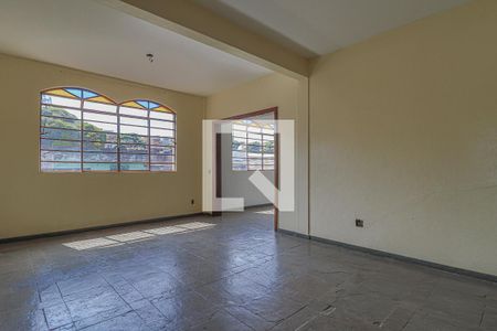 Sala de casa à venda com 2 quartos, 900m² em União, Belo Horizonte