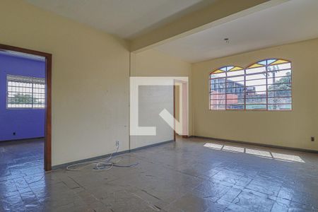 Sala de casa à venda com 2 quartos, 900m² em União, Belo Horizonte