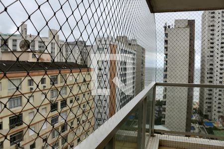 Vista de apartamento para alugar com 3 quartos, 150m² em Barra Funda, Guarujá