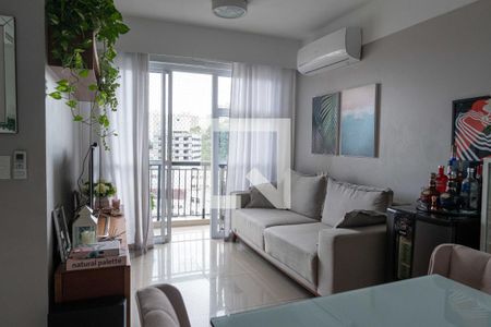 Sala  de apartamento para alugar com 2 quartos, 60m² em Centro, Niterói