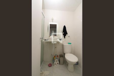 Banheiro de kitnet/studio à venda com 1 quarto, 33m² em Partenon, Porto Alegre