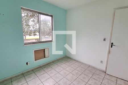 Quarto de casa para alugar com 2 quartos, 60m² em Vila Santa Cruz, Duque de Caxias