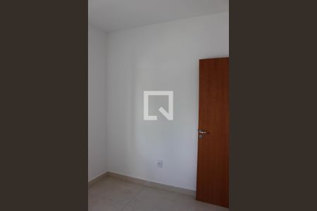 Quarto 2 de apartamento à venda com 2 quartos, 38m² em Itaquera, São Paulo