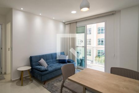 Sala de apartamento para alugar com 1 quarto, 37m² em Taquara, Rio de Janeiro