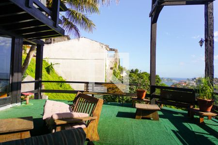 Casa de condomínio à venda com 700m², 5 quartos e 2 vagas Casa de condomínio à venda com 700m², 5 quartos e 2 vagasVanda da Suíte 4/Escritório