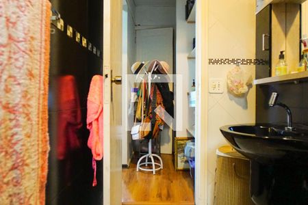 Casa de condomínio à venda com 700m², 5 quartos e 2 vagas Casa de condomínio à venda com 700m², 5 quartos e 2 vagasBanheiro da Suíte 4