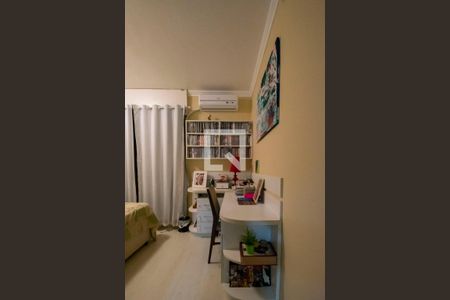 Quarto 1 de apartamento para alugar com 2 quartos, 73m² em Teresópolis, Porto Alegre