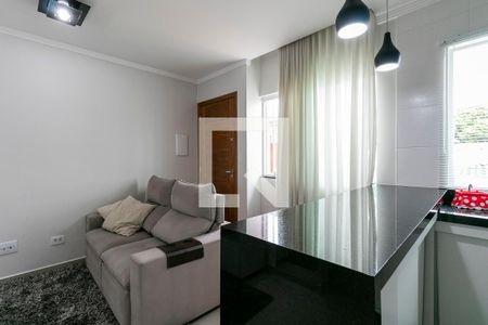 Sala / Cozinha de apartamento para alugar com 2 quartos, 38m² em Chácara Seis de Outubro, São Paulo