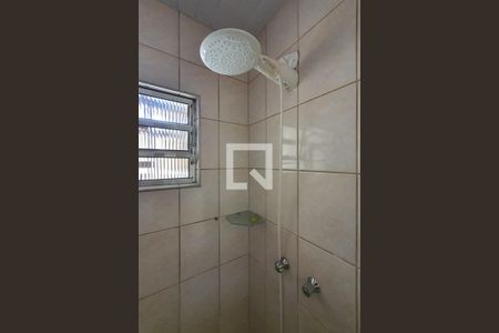 Banheiro da suíte de casa para alugar com 2 quartos, 90m² em Cambuci, São Paulo