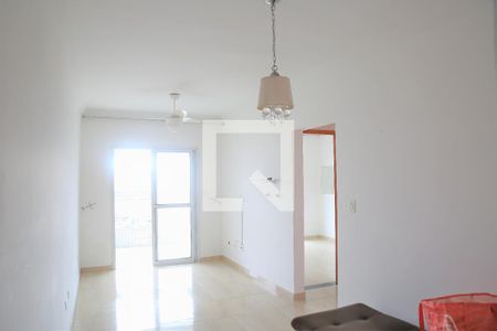 Sala de apartamento para alugar com 2 quartos, 60m² em Ocian, Praia Grande