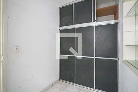 Quarto de Serviço de casa para alugar com 3 quartos, 200m² em Jardim D’abril, Osasco