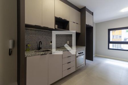 Cozinha de kitnet/studio para alugar com 1 quarto, 26m² em Consolação, São Paulo