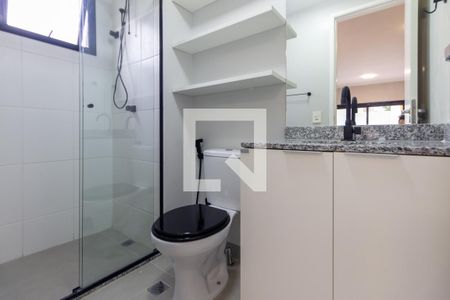 Banheiro de kitnet/studio para alugar com 1 quarto, 26m² em Consolação, São Paulo