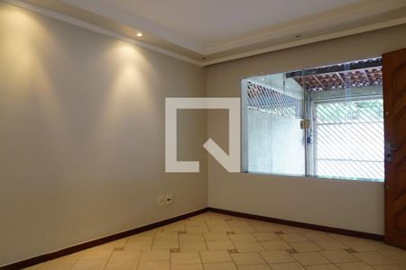 Casa para alugar com 3 quartos, 130m² em Vila Nova Cachoeirinha, São Paulo