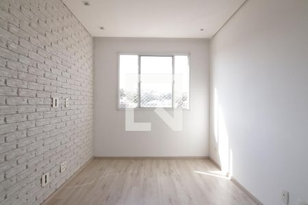 Sala de apartamento para alugar com 2 quartos, 43m² em Vila Talarico, São Paulo