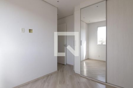 Quarto 1 de apartamento à venda com 2 quartos, 43m² em Vila Talarico, São Paulo