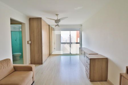 Sala/Quarto de apartamento para alugar com 1 quarto, 36m² em Pinheiros, São Paulo