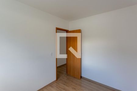 Quarto 1 de apartamento à venda com 2 quartos, 45m² em Lagoinha, Belo Horizonte