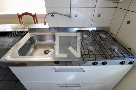 Cozinha de apartamento à venda com 2 quartos, 55m² em Harmonia, Canoas