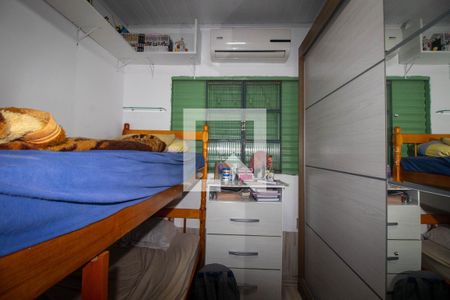 Quarto 1 de casa à venda com 2 quartos, 100m² em Navegantes, Porto Alegre