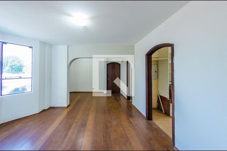 Sala de apartamento à venda com 4 quartos, 150m² em Cambuí, Campinas