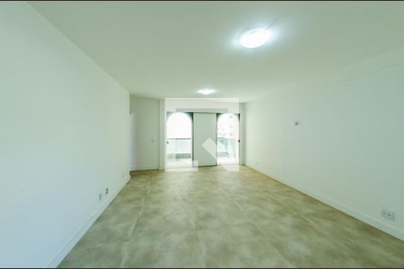 Sala de apartamento à venda com 4 quartos, 150m² em Cambuí, Campinas