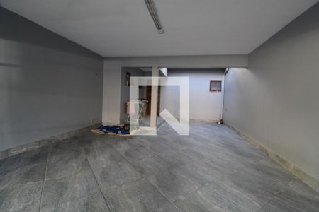 Garagem de casa à venda com 3 quartos, 290m² em Marechal Rondon, Canoas