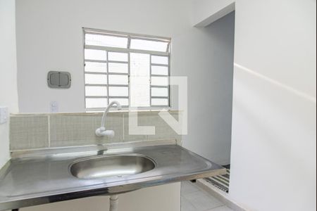 Cozinha de casa para alugar com 1 quarto, 27m² em Jardim Previdência, São Paulo