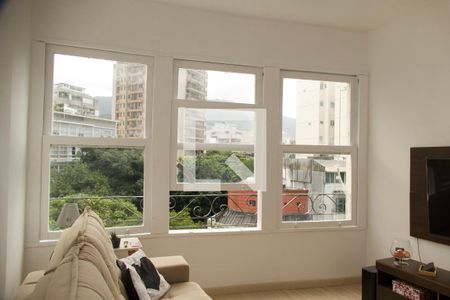 Sala de apartamento à venda com 2 quartos, 53m² em Leblon, Rio de Janeiro