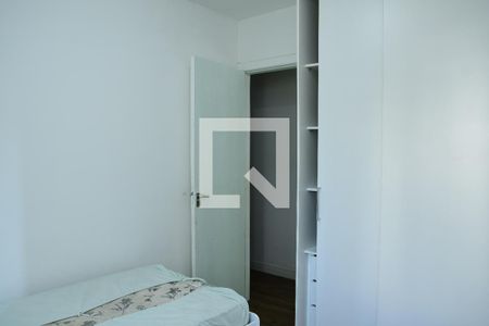 Quarto 1  de apartamento para alugar com 2 quartos, 54m² em Granja Viana, Cotia