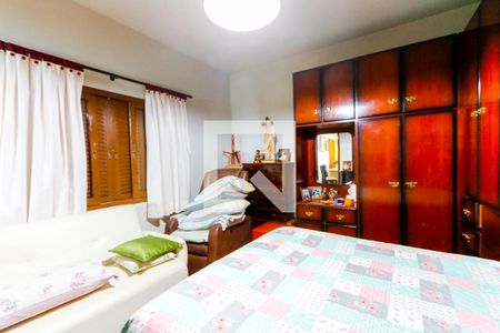 Quarto 2 de casa à venda com 3 quartos, 240m² em Vila Assunção, Santo André