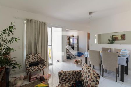 Sala  de apartamento à venda com 2 quartos, 70m² em Vila Carrao, São Paulo