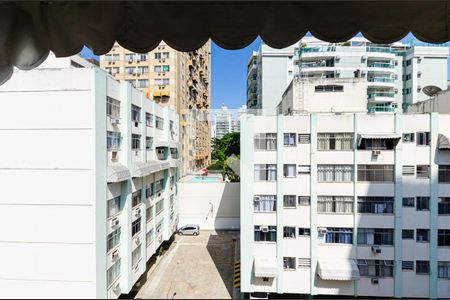 Vista do Quarto 1 de apartamento à venda com 3 quartos, 105m² em Icaraí, Niterói