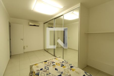 Quarto 2 de casa de condomínio à venda com 5 quartos, 375m² em Recreio dos Bandeirantes, Rio de Janeiro