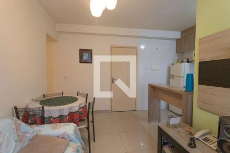 Sala  de apartamento à venda com 2 quartos, 43m² em Canhema, Diadema