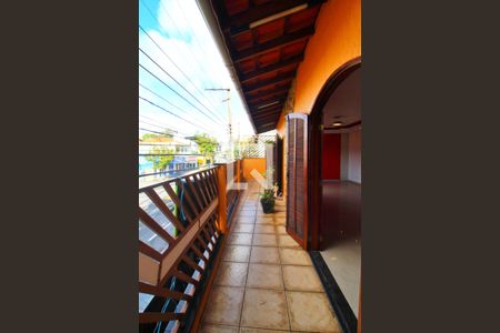 Varanda de casa para alugar com 3 quartos, 400m² em Parque João Ramalho, Santo André