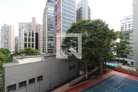 Vista  de apartamento à venda com 2 quartos, 120m² em Vila Nova Conceição, São Paulo