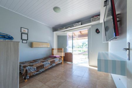 Casa à venda com 243m², 4 quartos e 4 vagas Casa à venda com 243m², 4 quartos e 4 vagasQuarto 2