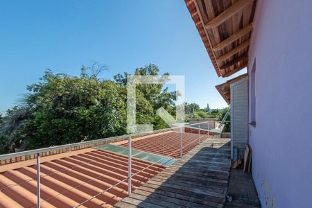 Casa à venda com 243m², 4 quartos e 4 vagas Casa à venda com 243m², 4 quartos e 4 vagasSacada