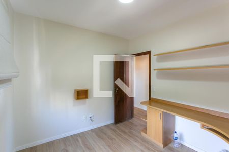 Quarto 1 de apartamento para alugar com 3 quartos, 120m² em Santo Antônio, Belo Horizonte