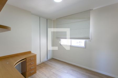 Quarto 1 de apartamento para alugar com 3 quartos, 120m² em Santo Antônio, Belo Horizonte