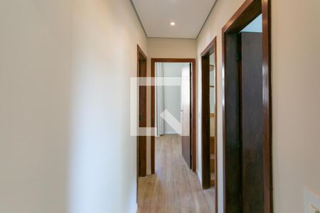 Corredor de apartamento para alugar com 3 quartos, 120m² em Santo Antônio, Belo Horizonte