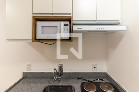 Cozinha de kitnet/studio para alugar com 1 quarto, 29m² em República, São Paulo
