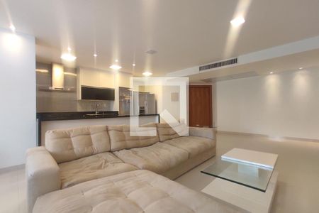 Sala de apartamento para alugar com 2 quartos, 115m² em Barra da Tijuca, Rio de Janeiro