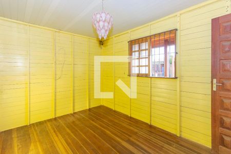 Sala de casa à venda com 4 quartos, 300m² em Sarandi, Porto Alegre