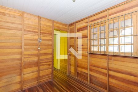 Quarto de casa à venda com 4 quartos, 300m² em Sarandi, Porto Alegre